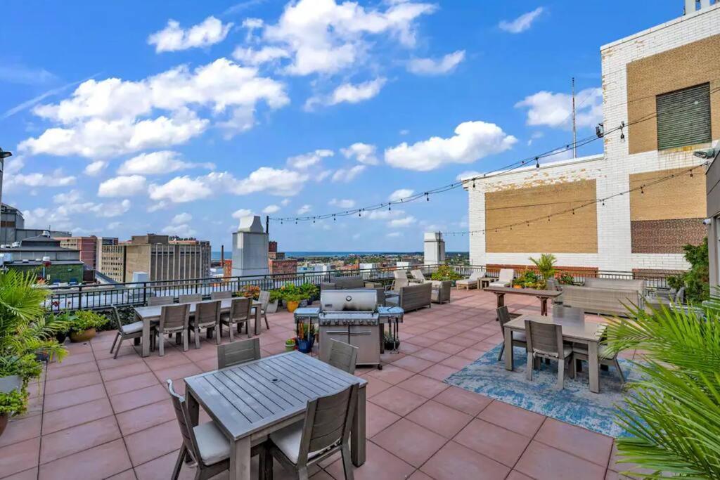 2Br Unit In The Heart Of Dt On Playhouse Square, With Pool And Gym Access-1106 Leilighet Cleveland Eksteriør bilde